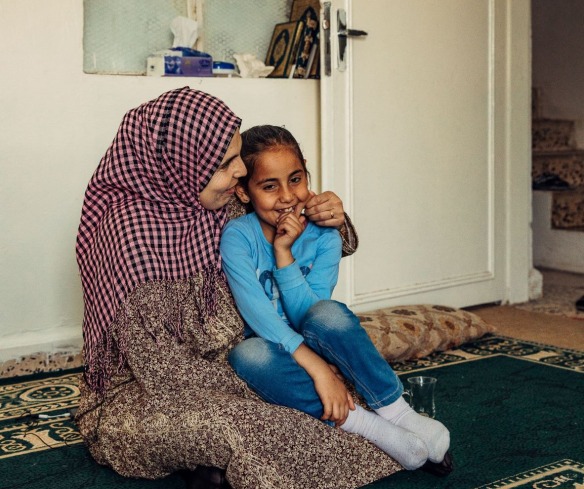 Une mère et son enfant réfugiés syriens en Jordanie.