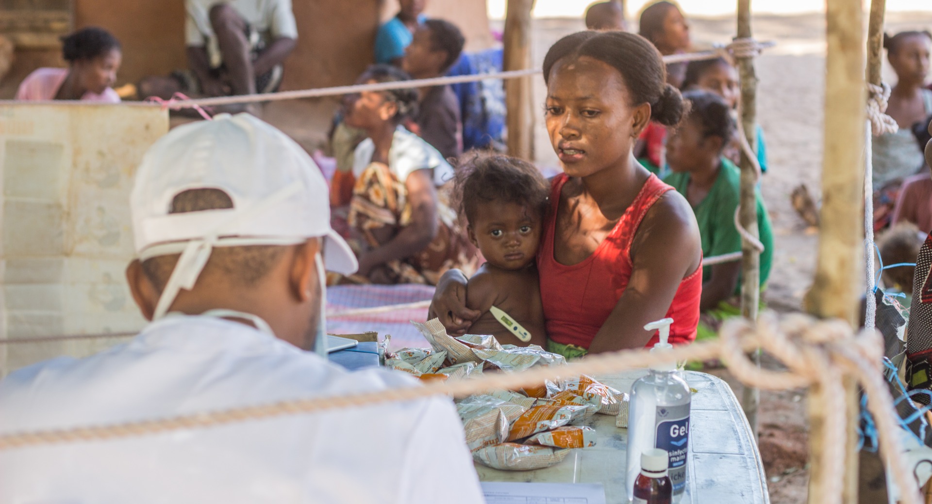 Action Against Hunger teams carry out a nutrition screening in Madagascar.